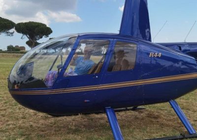 Il Sogno di Monica 50 anni “Vorrei volare in elicottero su Roma con le mie due figlie”! dicembre 2021